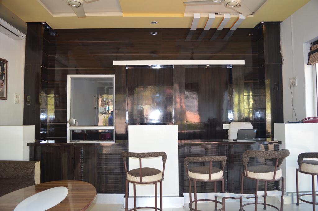 戈韦尔丹旅游酒店 Fatehpur Sīkri 外观 照片